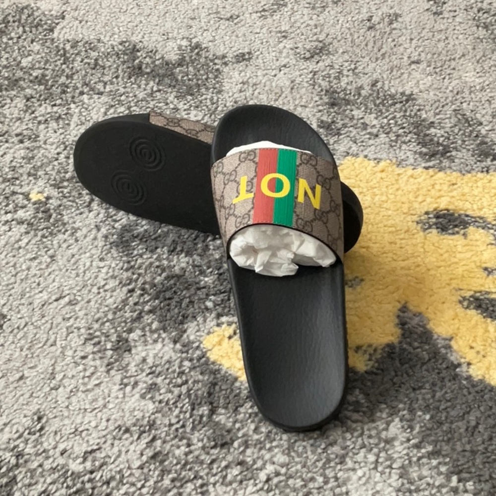 Gucci Black and Multicolor Slide Sandals - Picture 5 of 12